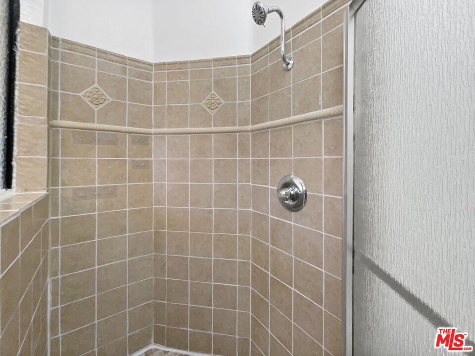 28547 Heather Lane Castaic, CA 91384 - Photo 30 of 31