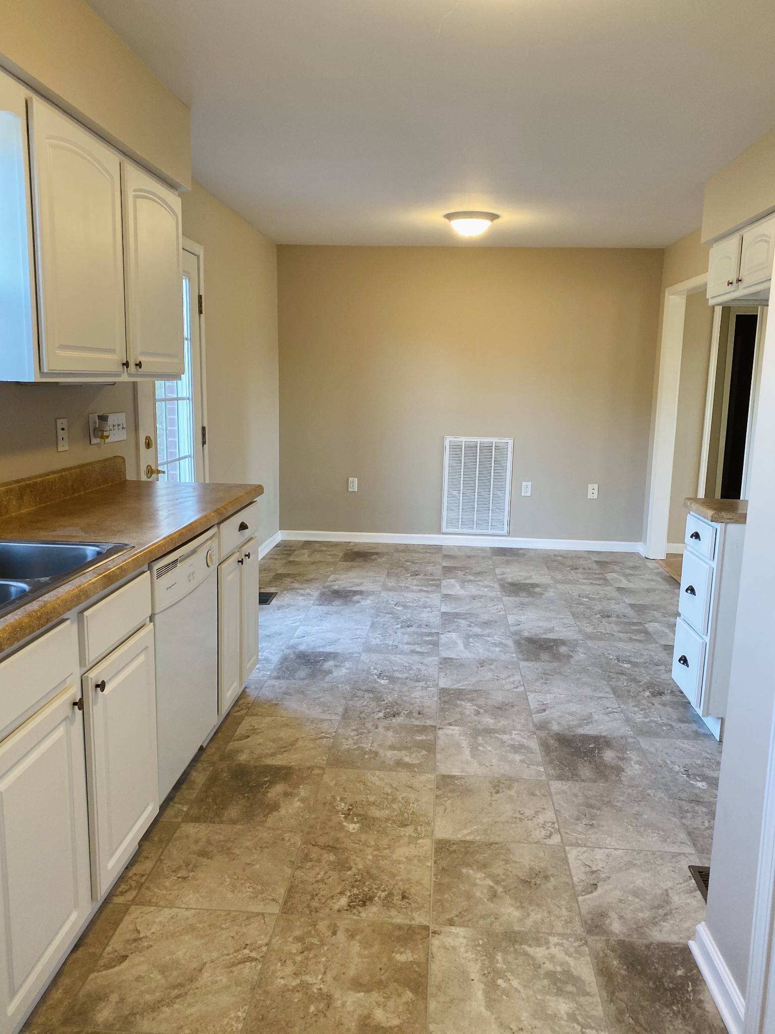 788 Foster Road Smithville, TN 37166 - Photo 6 of 13 Gallery Image 6
