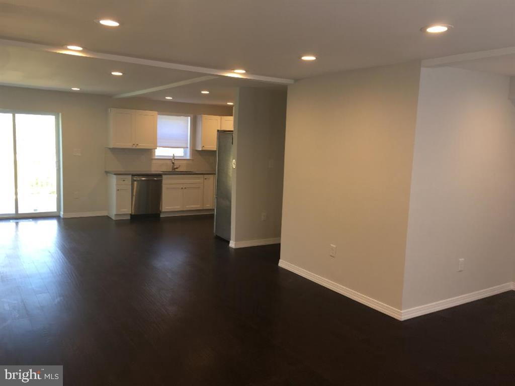 4025 Hilton Road Baltimore, MD 21215 - Photo 11 of 12 Gallery Image 11