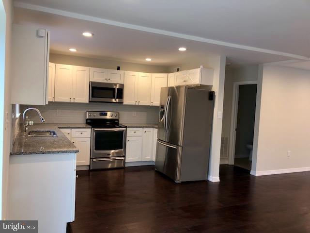 4025 Hilton Road Baltimore, MD 21215 - Photo 3 of 12 Gallery Image 3