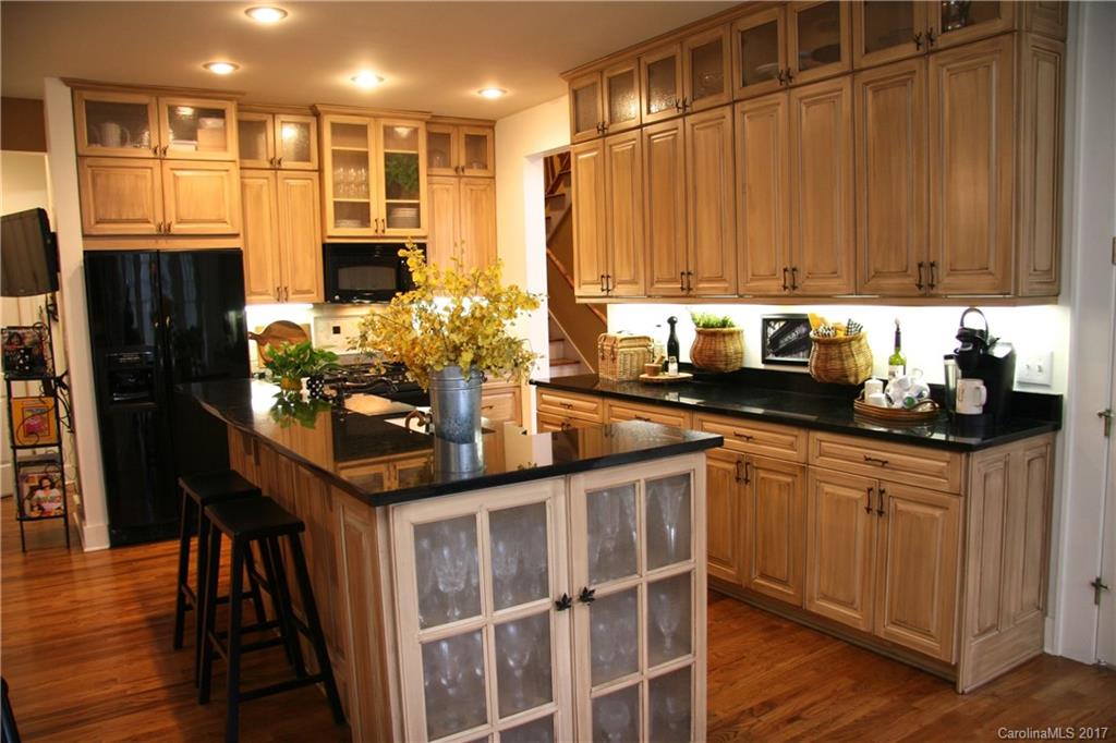 85 Staircase Falls Road Sapphire, NC 28774 - Photo 8 of 24 Gallery Image 8