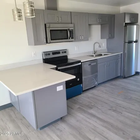 $1,650 | 23 East Illini Street, Unit 212, Phoenix, AZ 85040