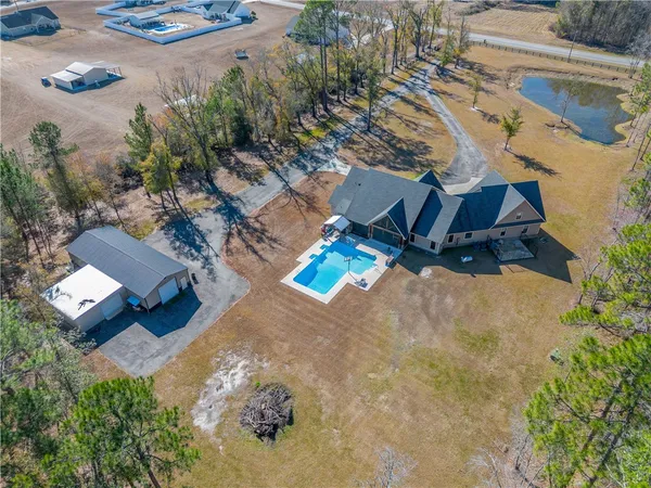 $729,000 | 5608 Meadow Wood Road, Blackshear, GA 31516