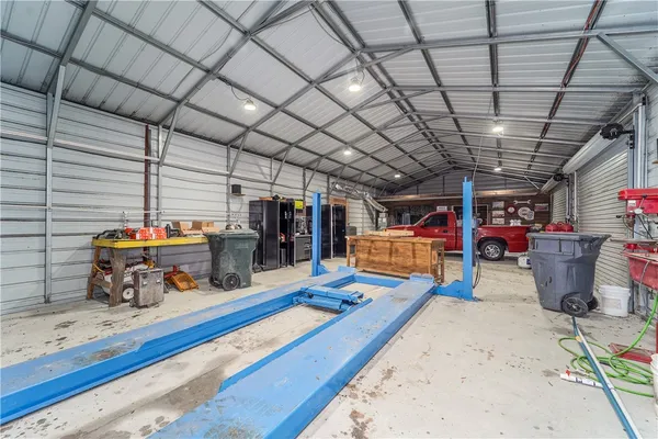 $729,000 | 5608 Meadow Wood Road, Blackshear, GA 31516