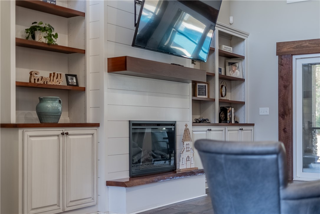 5608 Meadow Wood Road Blackshear, GA 31516 - Photo 10 of 45