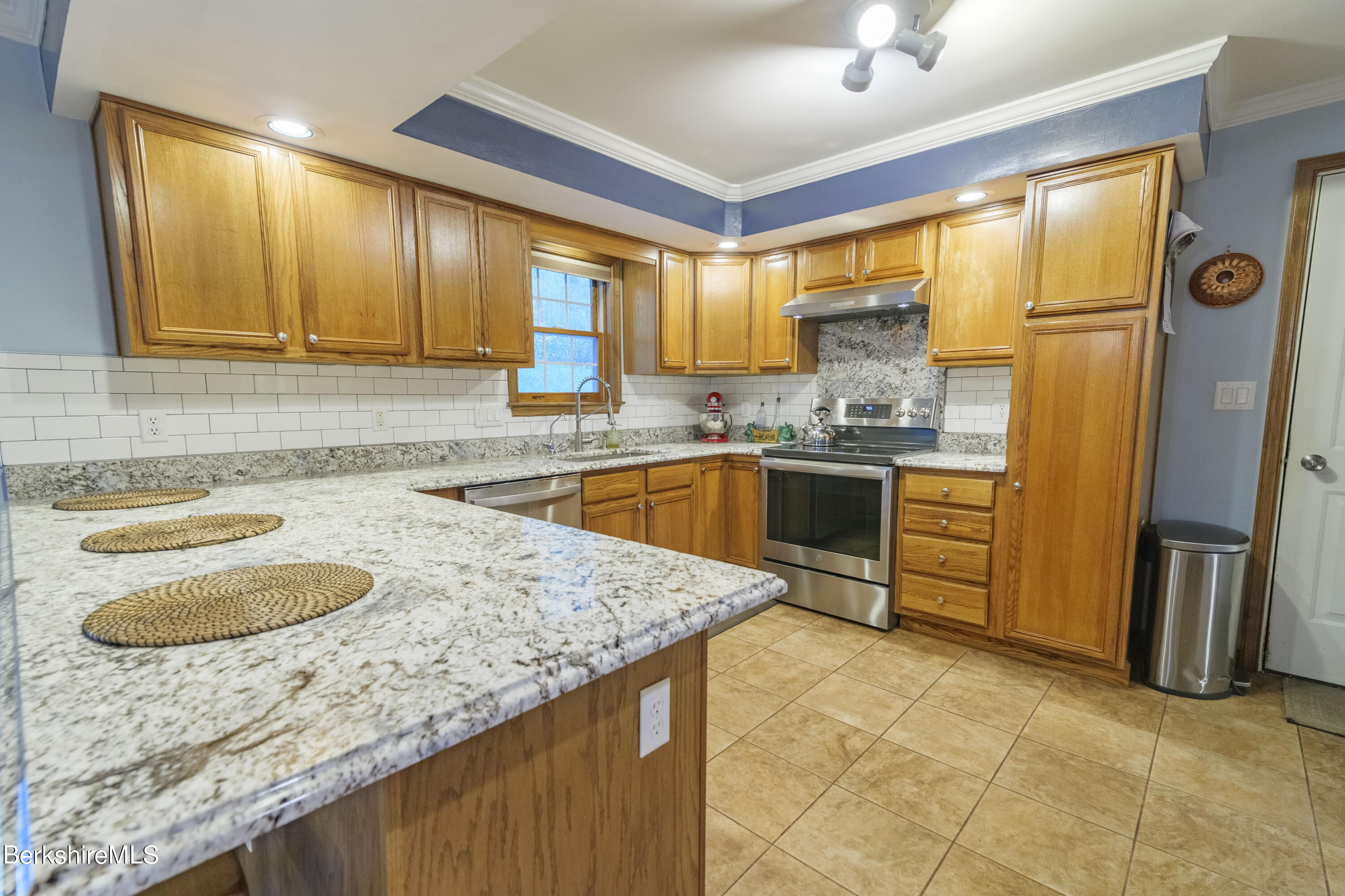 442 Notch Road North Adams, MA 01247 - Photo 3 of 27 Kitchen