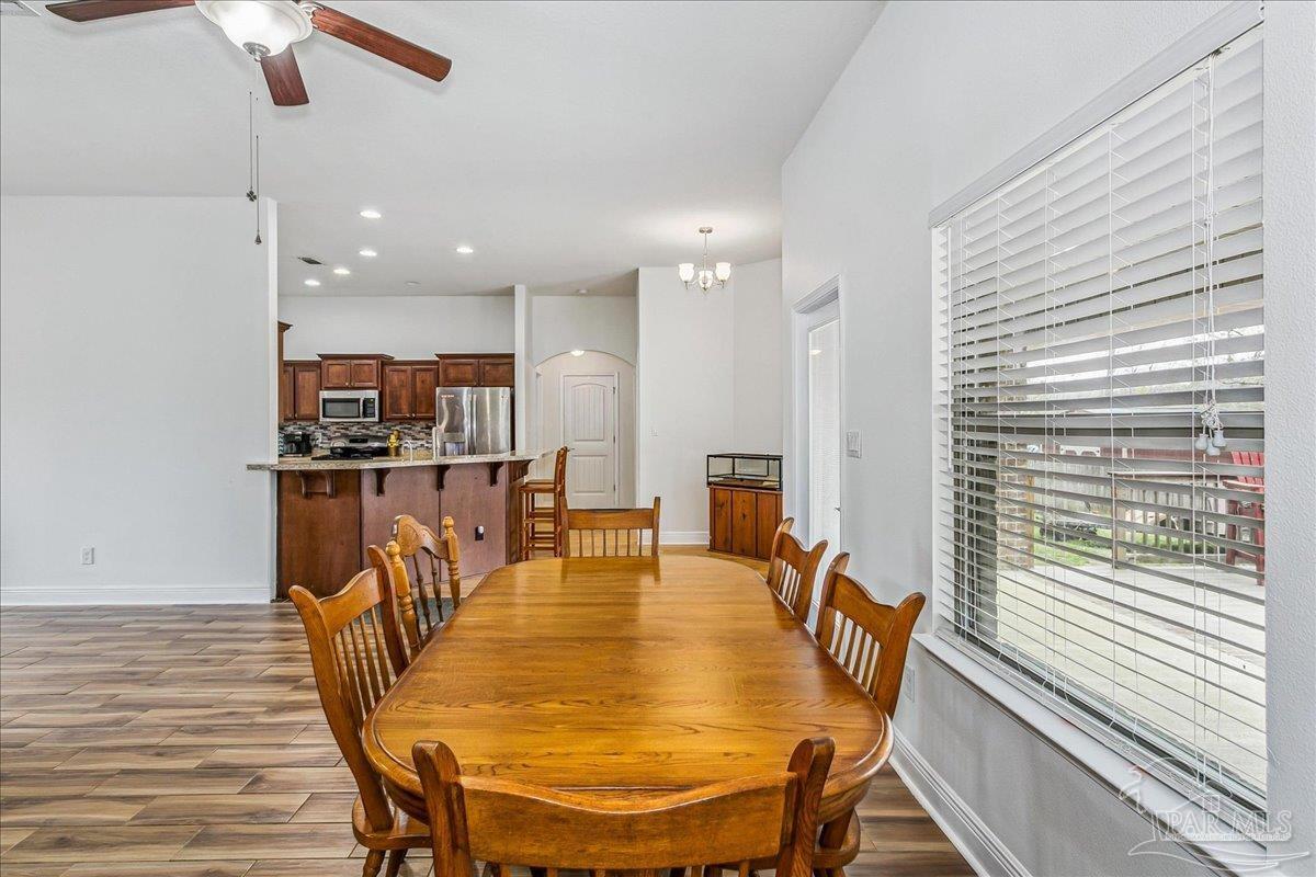 897 Jacobs Way Cantonment, FL 32533 - Photo 11 of 38