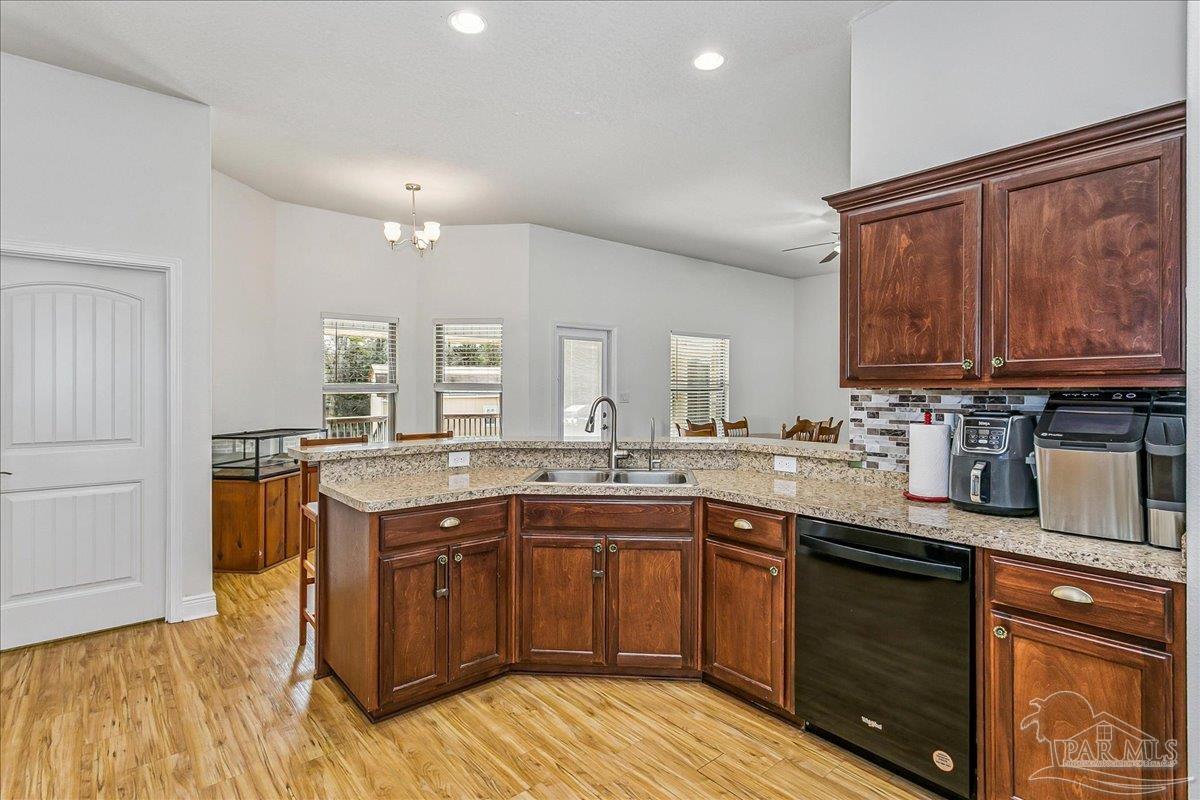 897 Jacobs Way Cantonment, FL 32533 - Photo 26 of 38