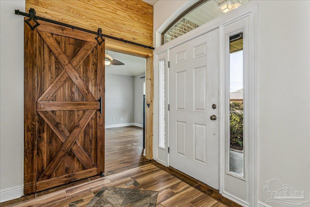 897 Jacobs Way Cantonment, FL 32533 - Photo 5 of 38