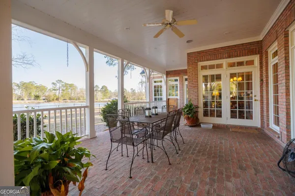 $749,900 | 708 Town And Country Drive, Adel, GA 31620