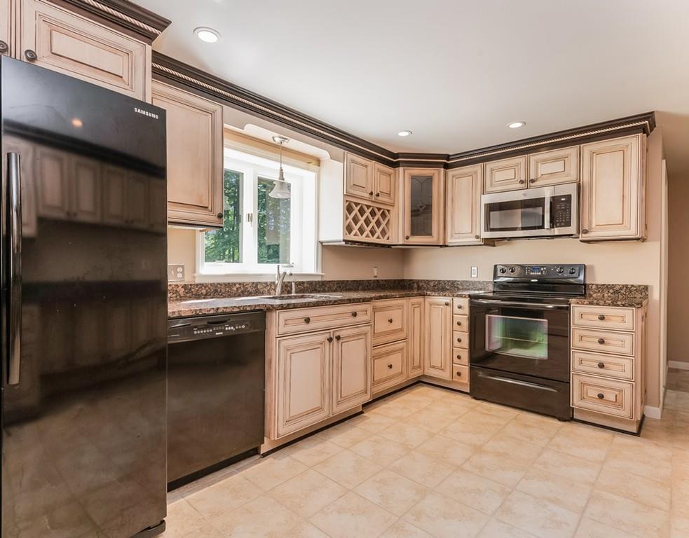 147 Newtown Road Acton, MA 01720 - Photo 11 of 42 Gallery Image 11