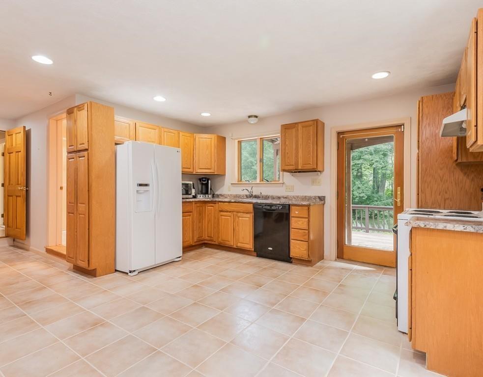 147 Newtown Road Acton, MA 01720 - Photo 24 of 42 Gallery Image 24
