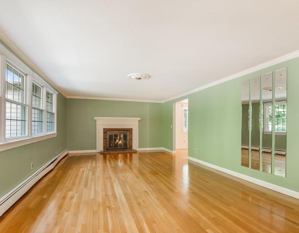 147 Newtown Road Acton, MA 01720 - Photo 8 of 42 Gallery Image 8