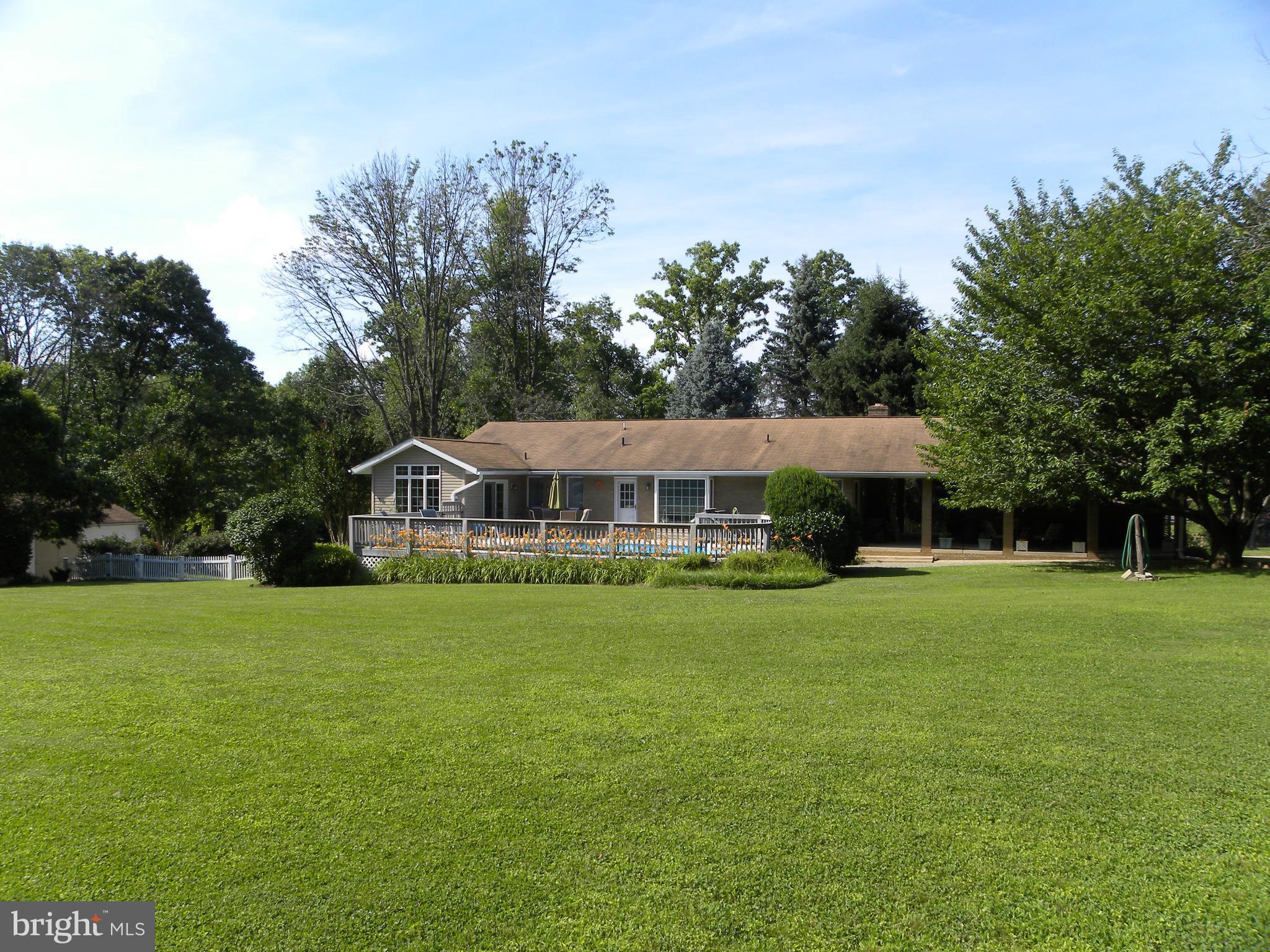 9802 Magledt Road Baltimore, MD 21234 - Photo 4 of 19 Exterior (Rear)
