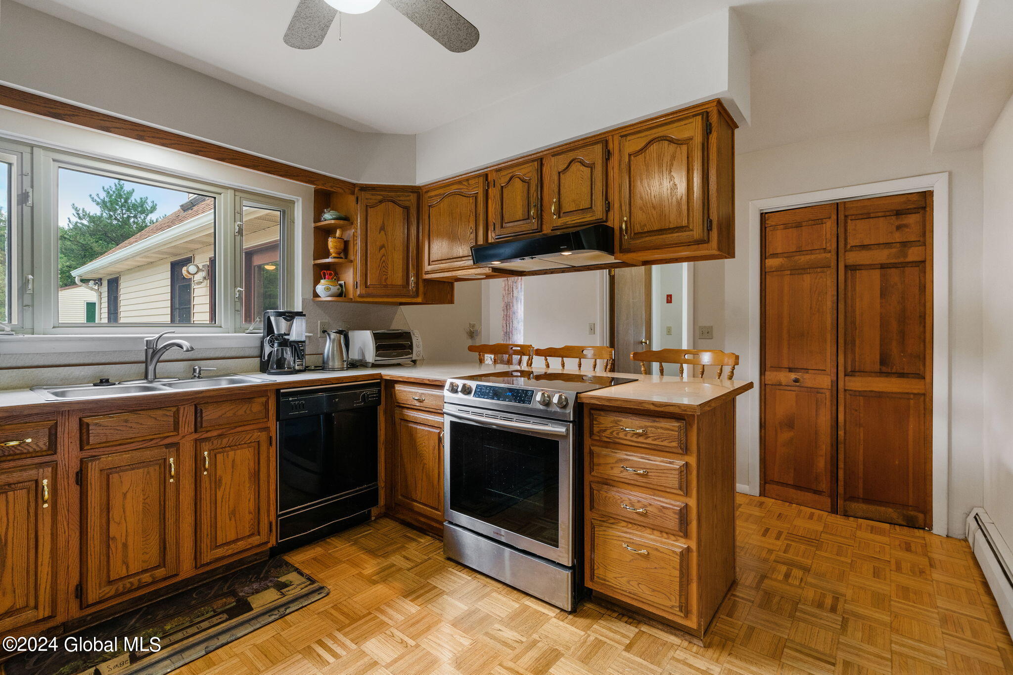 69 Meadowbrook Road Colonie, NY 12189 - Photo 5 of 39 19-web-or-mls-69-meadowbrook-rd