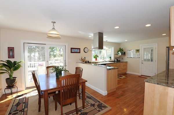 49 Ridgecrest Road Amherst, MA 01002 - Photo 8 of 29 Gallery Image 8