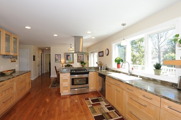 49 Ridgecrest Road Amherst, MA 01002 - Photo 9 of 29 Gallery Image 9
