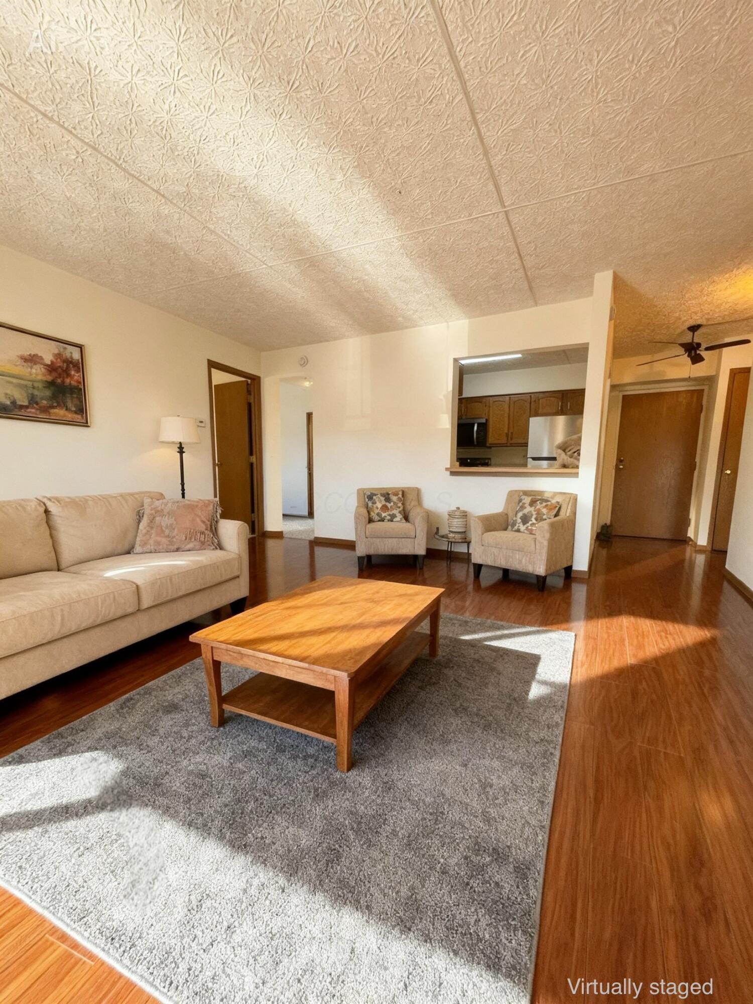 3967 Karl Road, Unit 227 Columbus, OH 43224 - Photo 13 of 39 Living room
