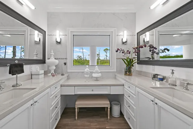 $3,350,000 | 10561 Southeast Le Parc, Jupiter, FL 33469