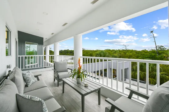 $3,350,000 | 10561 Southeast Le Parc, Jupiter, FL 33469