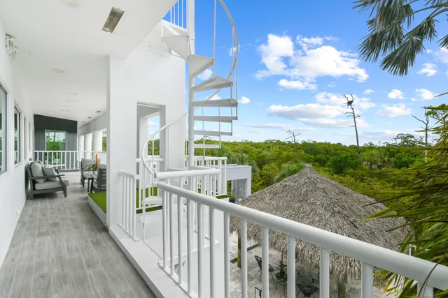 $3,350,000 | 10561 Southeast Le Parc, Jupiter, FL 33469