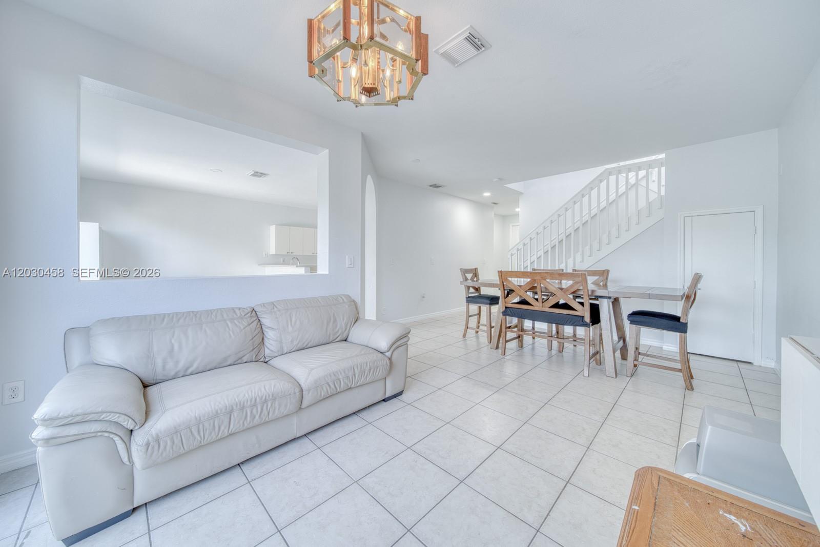 27240 Southwest 138th Path Homestead, FL 33032 - Photo 10 of 44