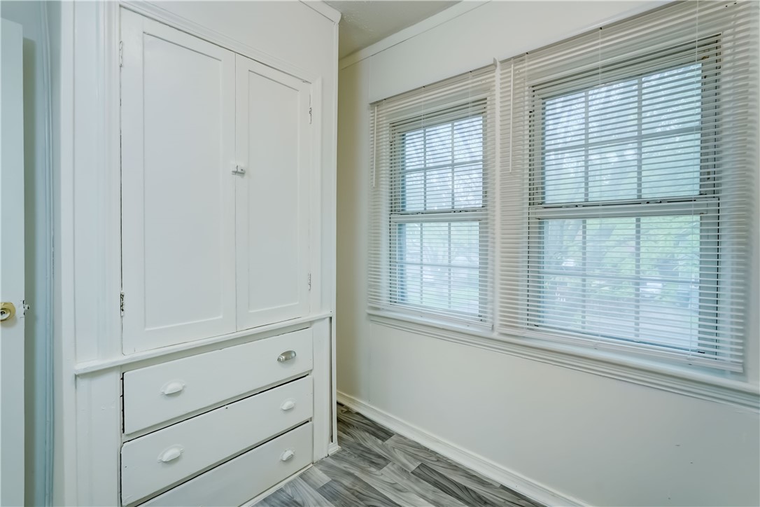49 Depew Street Rochester, NY 14611 - Photo 19 of 35