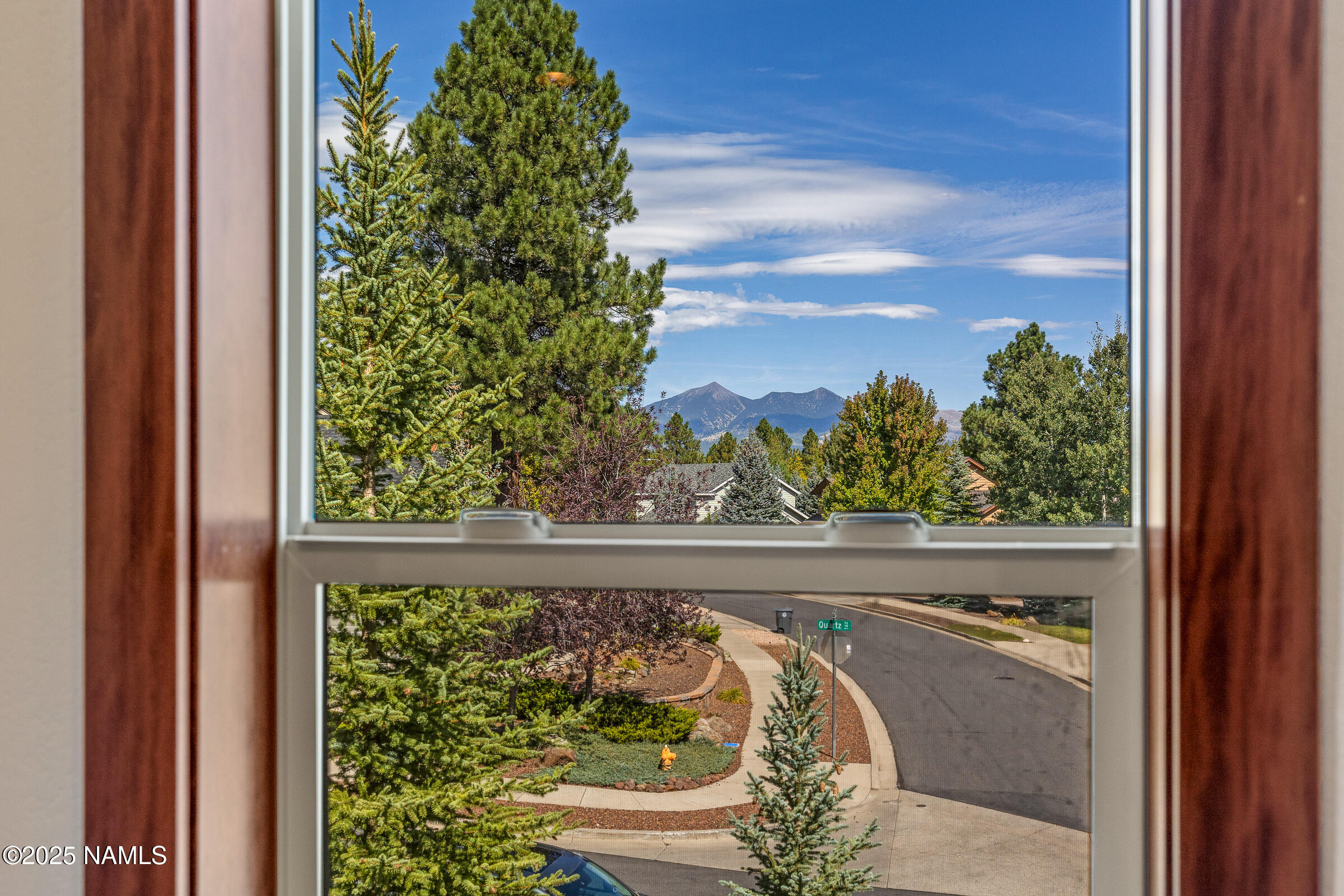 3 East Quartz Road Flagstaff, AZ 86005 - Photo 18 of 40 Primary Bedroom View