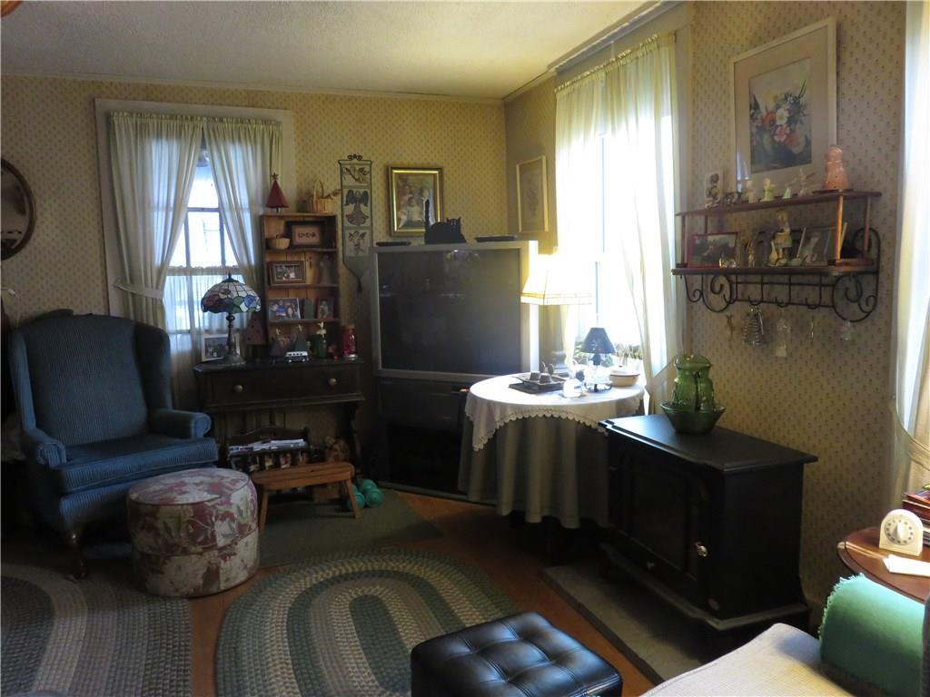 6 Waldoboro Road Washington, ME 04574 - Photo 16 of 33 Living Room