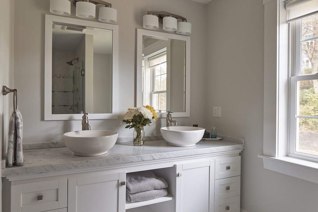 21 Spring Street Arlington, MA 02476 - Photo 7 of 11 Gallery Image 7