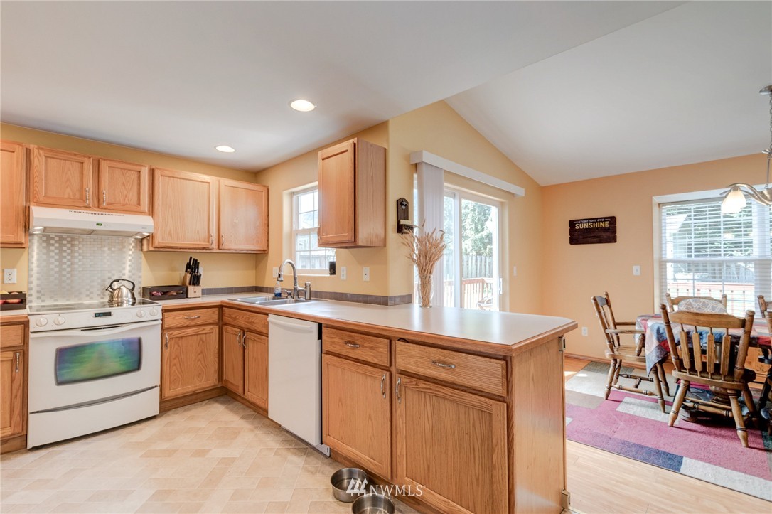387 Cain Lake Road Sedro-Woolley, WA 98284 - Photo 6 of 24 Gallery Image 6