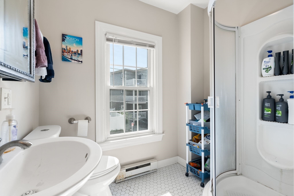40 Victory Road Boston, MA 02122 - Photo 15 of 39
