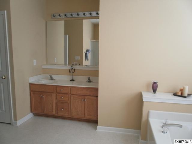 4913 Missi Lane Fort Mill, SC 29708 - Photo 10 of 16
