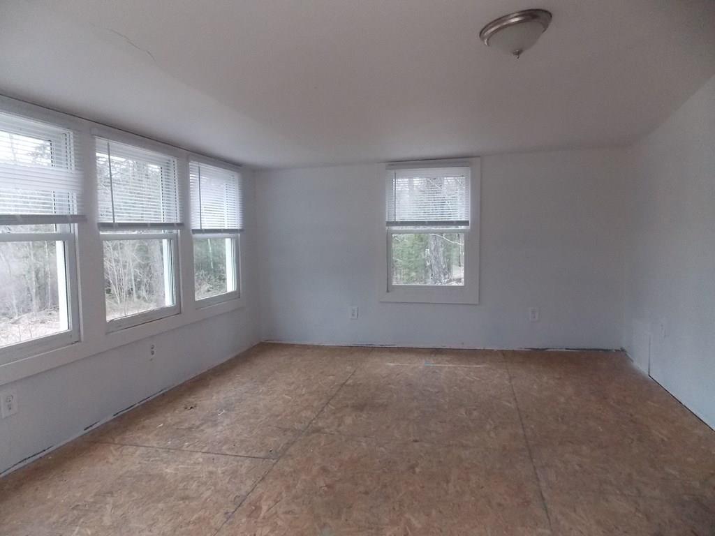 4 Austin Road Phillipston, MA 01331 - Photo 10 of 15 an empty room with a window