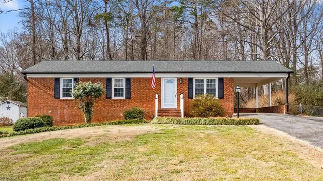 $263,000 | 807 Gallant Court, Winston-Salem, NC 27101