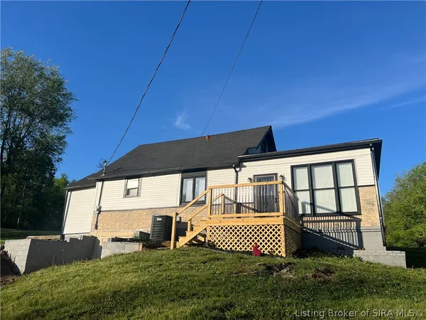 $240,000 | 2400 Hidden Valley Northeast, Corydon, IN 47112