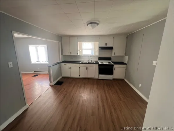 $240,000 | 2400 Hidden Valley Northeast, Corydon, IN 47112