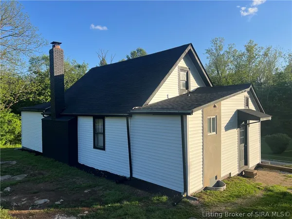$240,000 | 2400 Hidden Valley Northeast, Corydon, IN 47112
