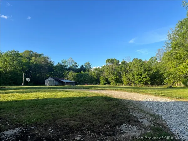 $240,000 | 2400 Hidden Valley Northeast, Corydon, IN 47112