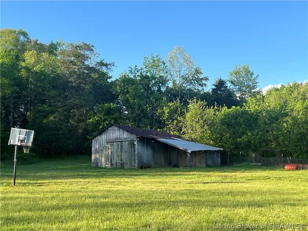 $240,000 | 2400 Hidden Valley Northeast, Corydon, IN 47112