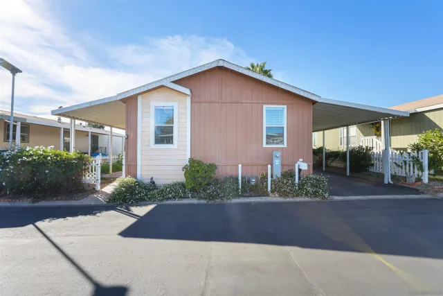 $169,000 | 450 East Bradley Avenue, Unit SPC 69, El Cajon, CA 92021