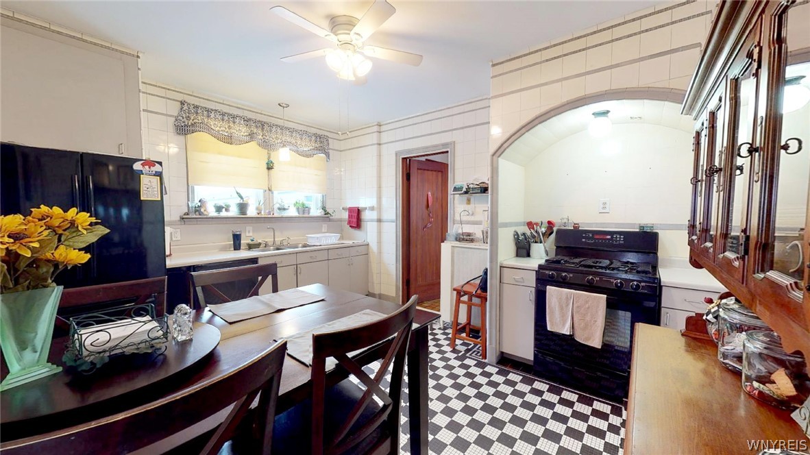 321 Lowell Road Tonawanda Town, NY 14217 - Photo 17 of 47