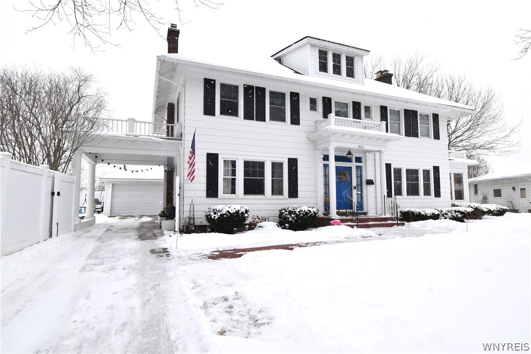 321 Lowell Road Tonawanda Town, NY 14217 - Photo 2 of 47