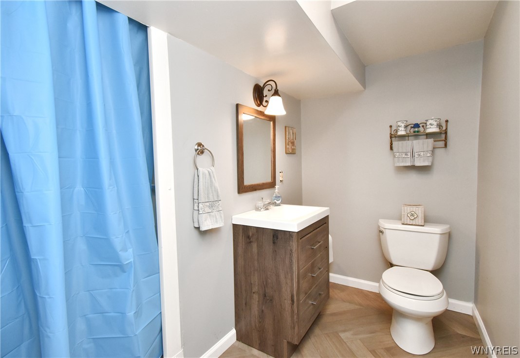 321 Lowell Road Tonawanda Town, NY 14217 - Photo 35 of 47