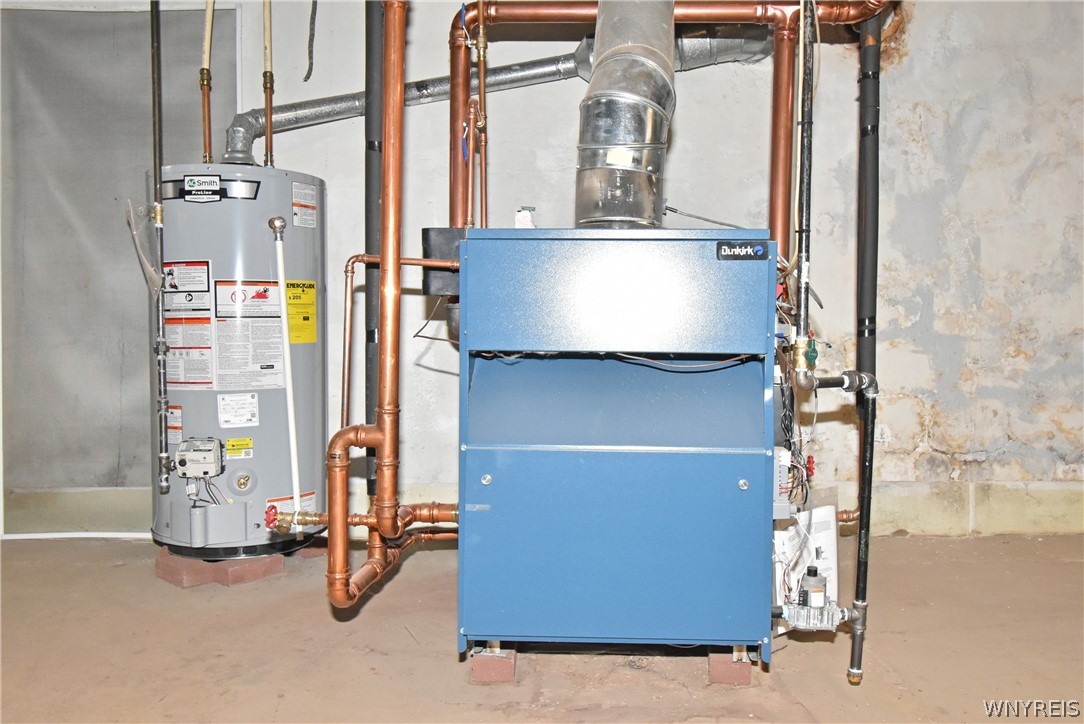 321 Lowell Road Tonawanda Town, NY 14217 - Photo 36 of 47