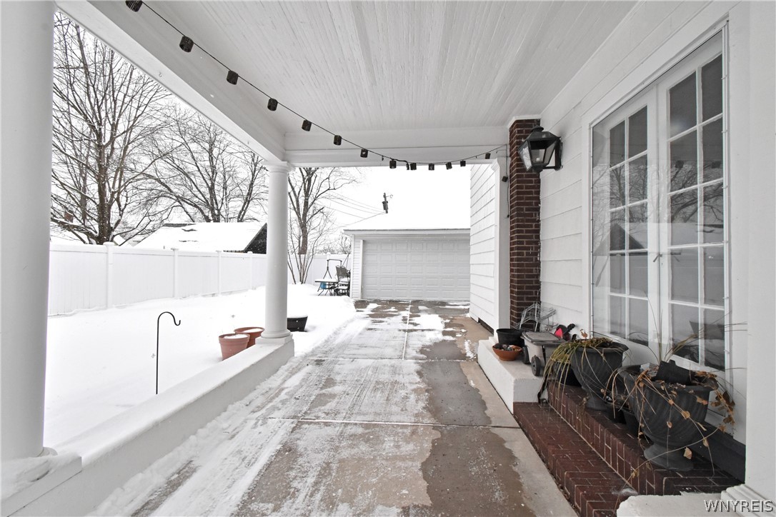 321 Lowell Road Tonawanda Town, NY 14217 - Photo 45 of 47