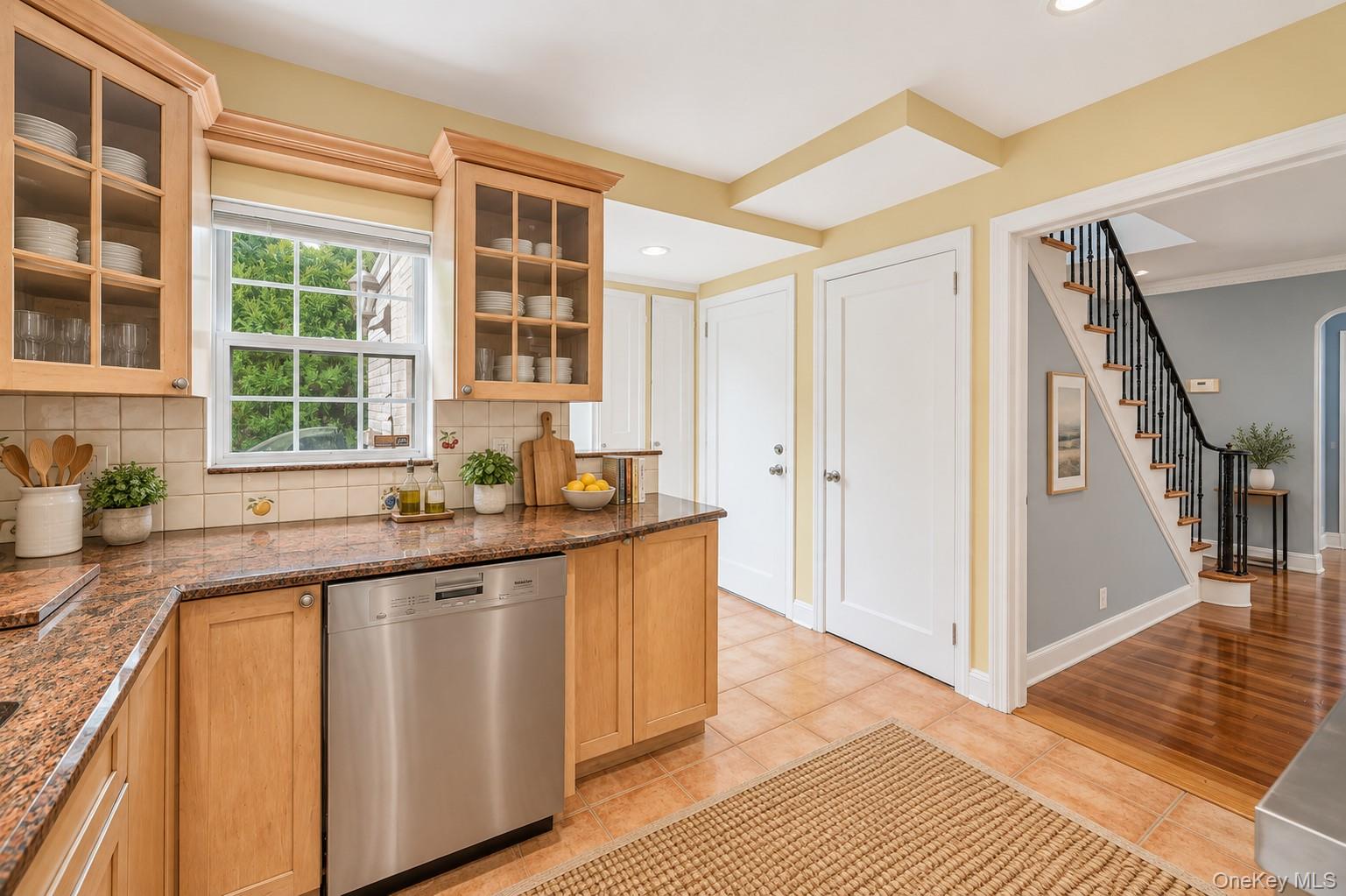7 Highmeadow Road Manhasset, NY 11030 - Photo 13 of 41 Gallery Image 13