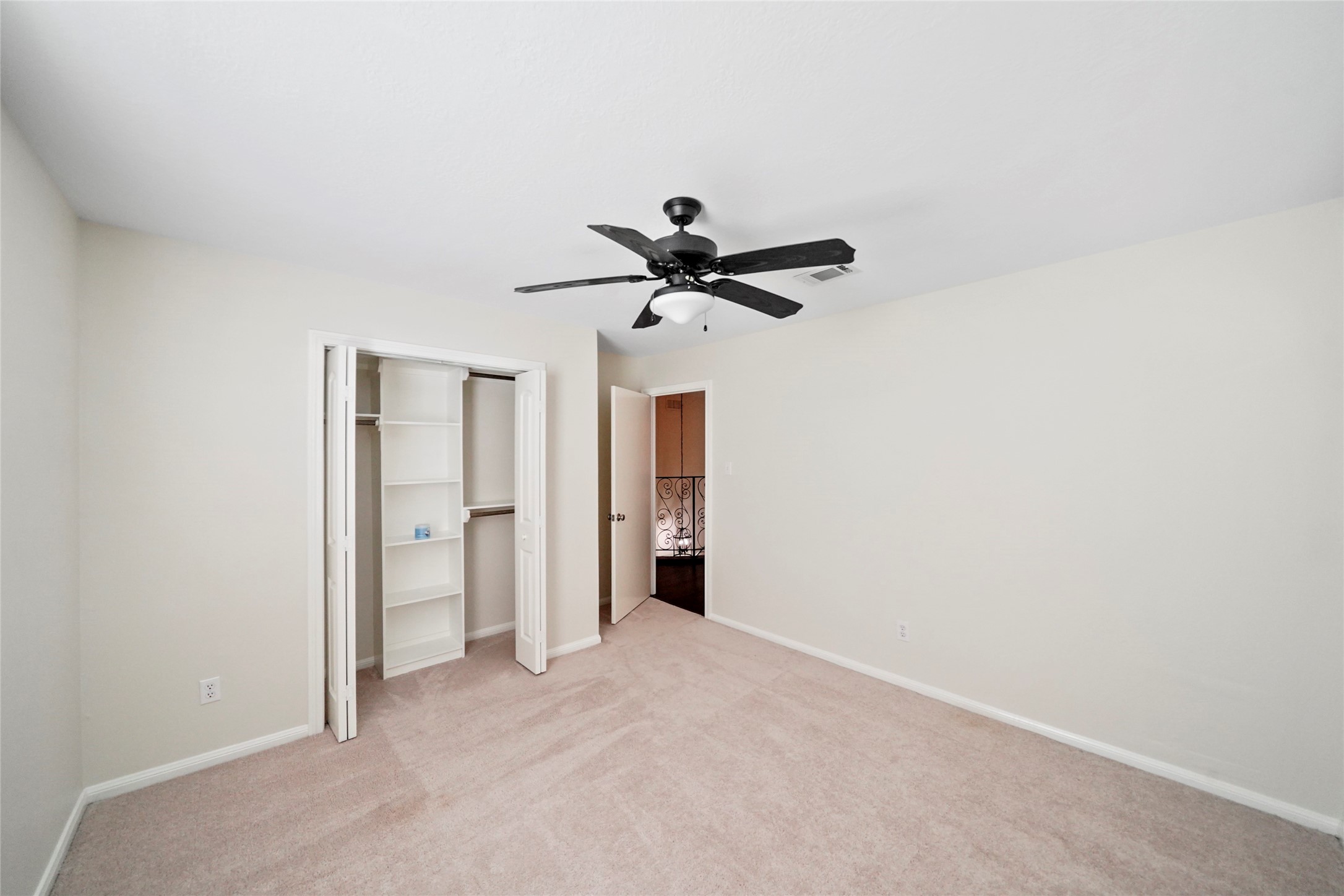 14443 Lyric Road Conroe, TX 77302 - Photo 29 of 49 Secondary bedroom