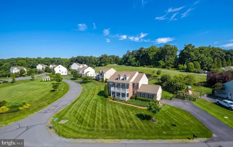 $1,050,000 | 15631 Avebury Manor Place, Leesburg, VA 20176