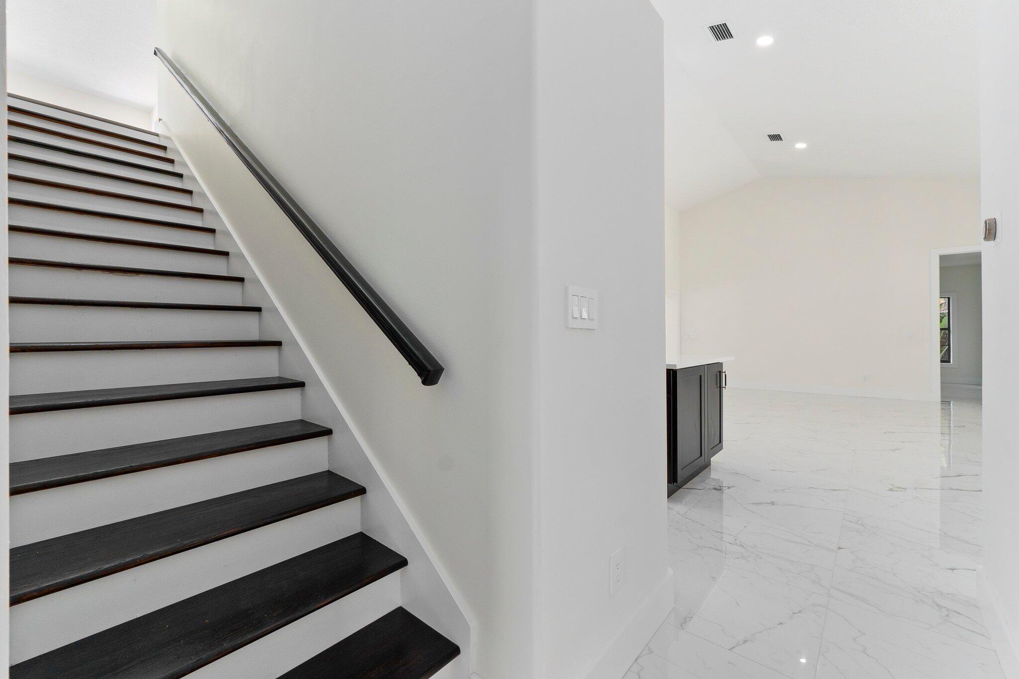 163 Southeast Osprey Ridge Port St. Lucie, FL 34984 - Photo 52 of 111 38-web-or-mls-DSC06691